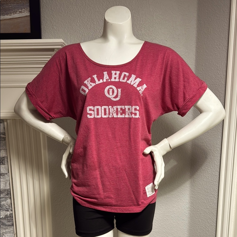 Original Retro Brand Oklahoma Sooners t-shirt - Size Small
